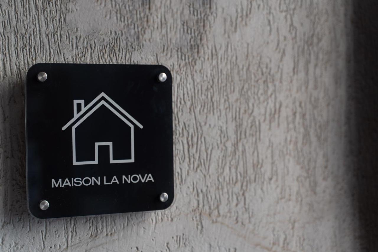 Maison La Nova Napoli Bagian luar foto